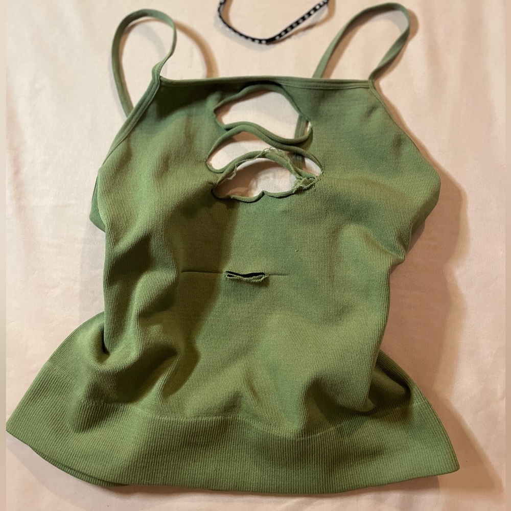 Customized green cropped tank top